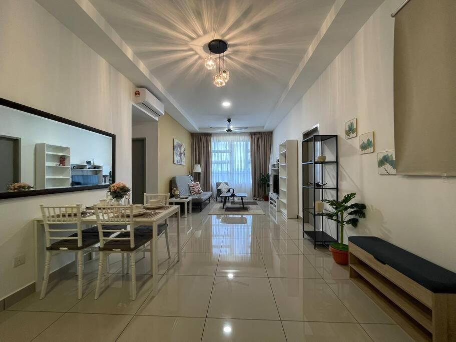 Affordable Family Stay In Bangi Kajang Exterior photo