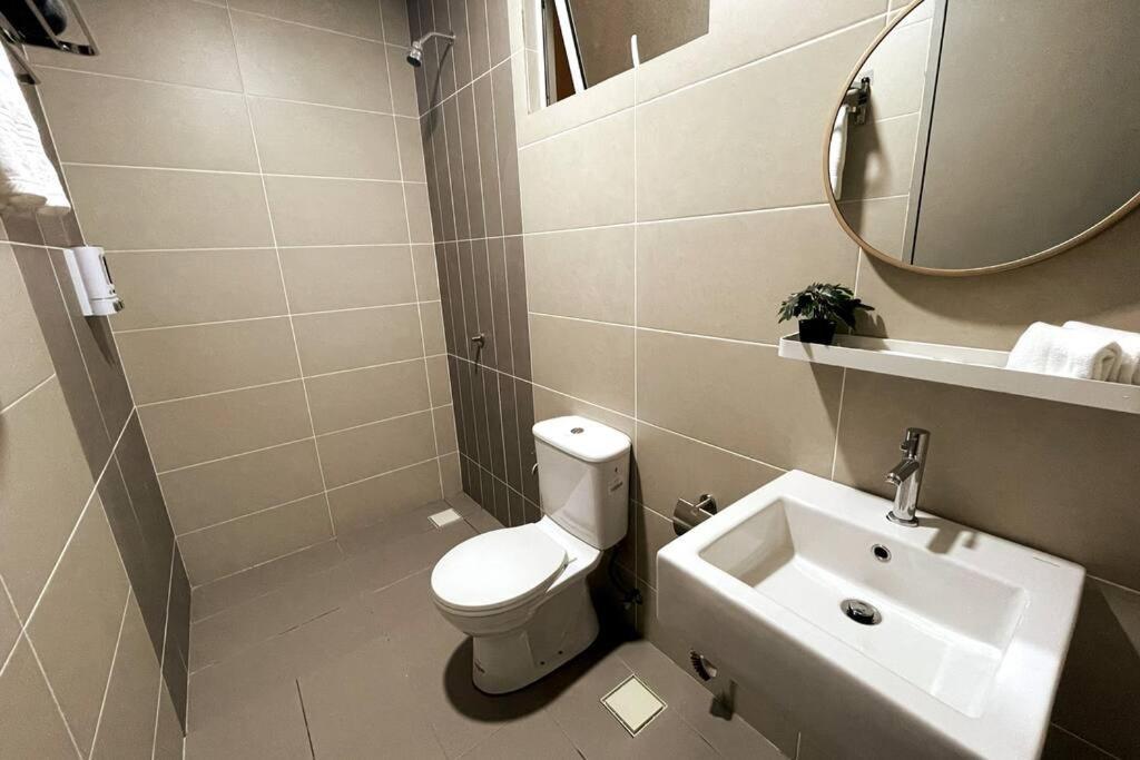 Affordable Family Stay In Bangi Kajang Exterior photo